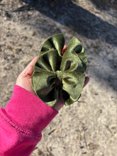 Load image into Gallery viewer, Dark green diamond velvet