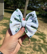 Load image into Gallery viewer, **CUSTOM** school bows (can do any team or school)